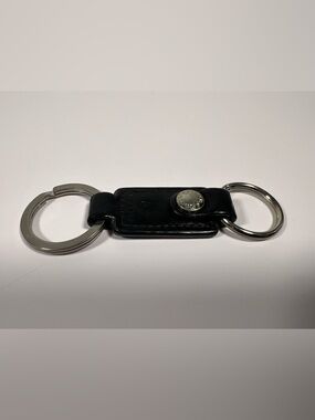 Coach Double Ring Leather Keychain Black